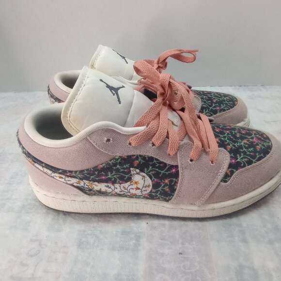 Air Jordan 1 Low “Floral Vines” Sneakers Cream Pink Rare Floral Print SZ 6y - Picture 5 of 11